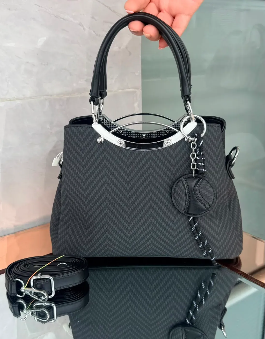 Bolso Metálico, foto 2 de 4