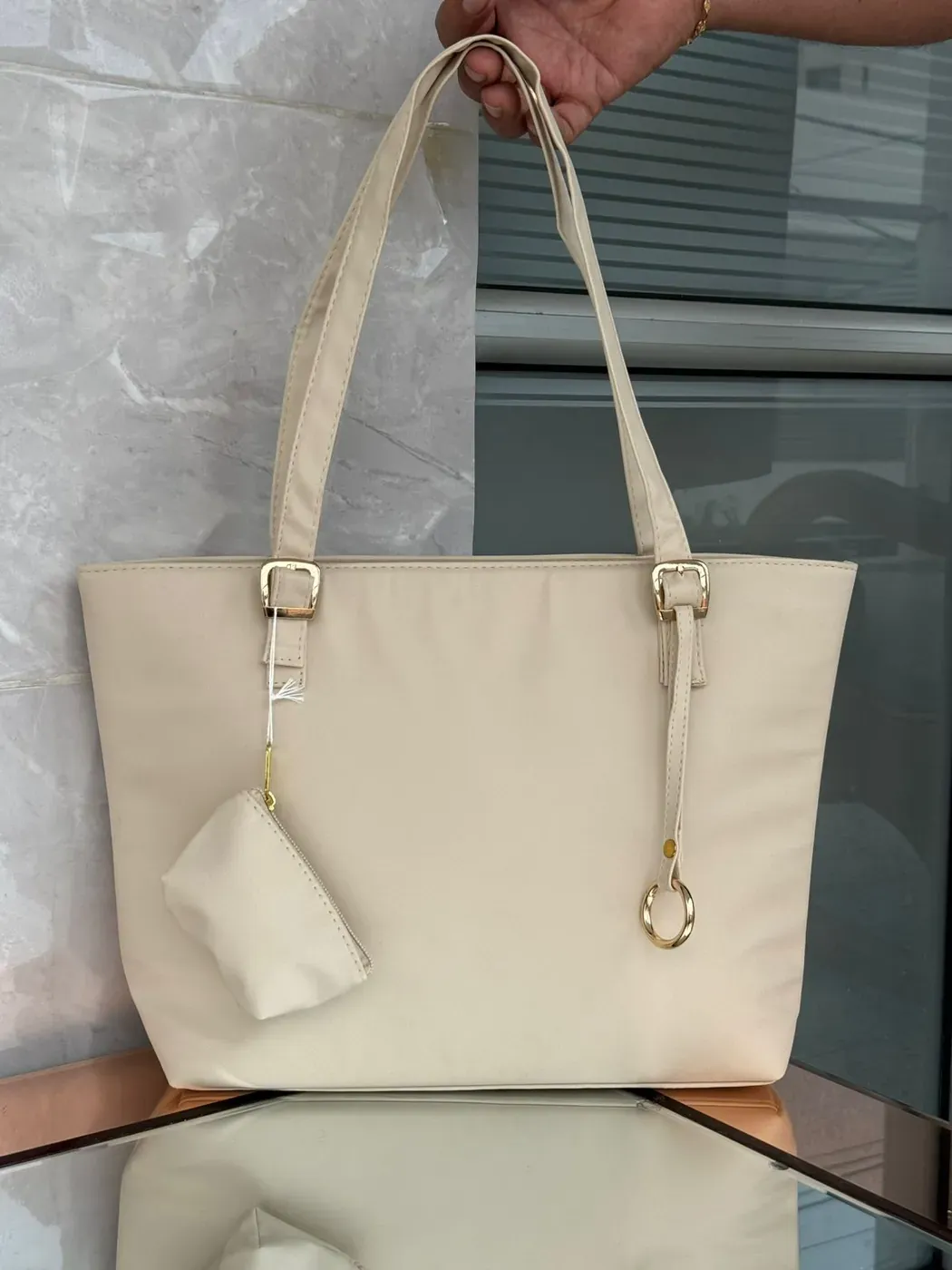 Cartera Aro, foto 4 de 7